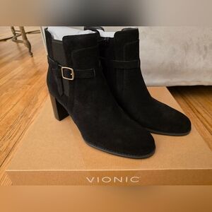 Vionic Women's Black Heeled Booties